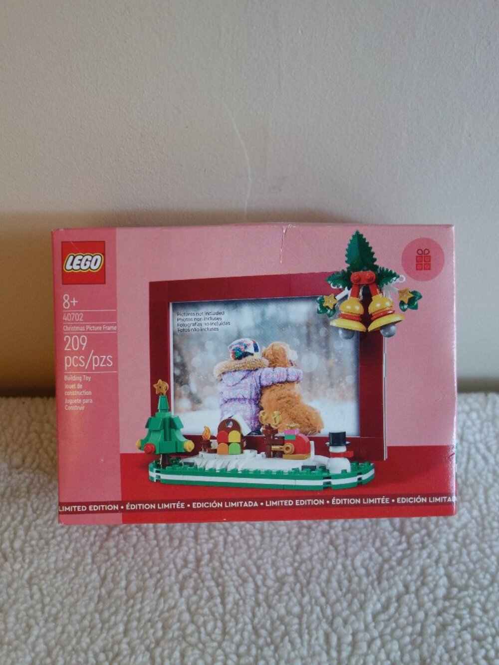 NIB New LEGO #40702 209 pcs Christmas Holiday Picture Frame – Lmtd Edition